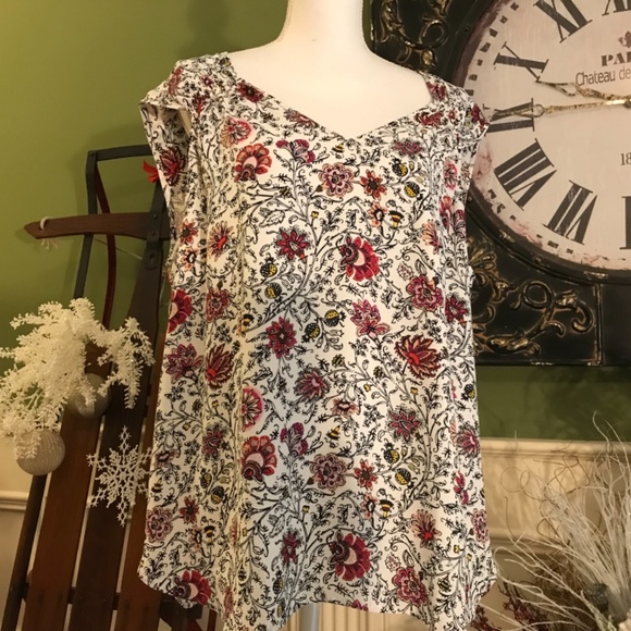 Loft floral blouse tank - Picture 2 of 7